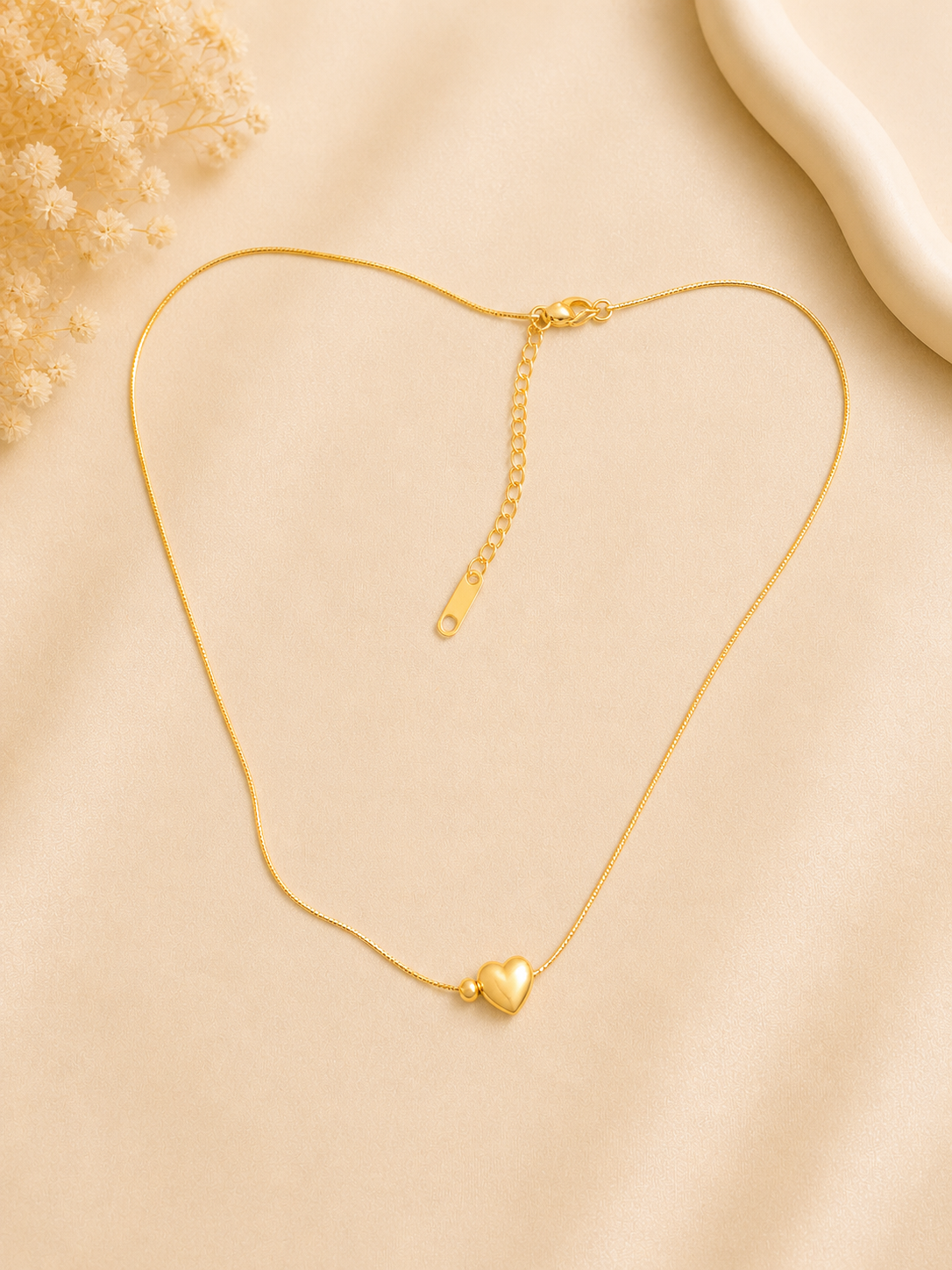 Minimal Heart Charm Necklace