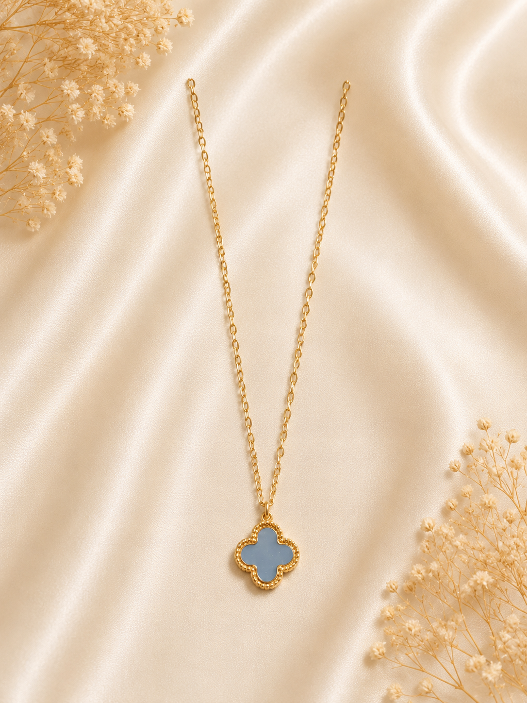 Clover Pendant Necklace