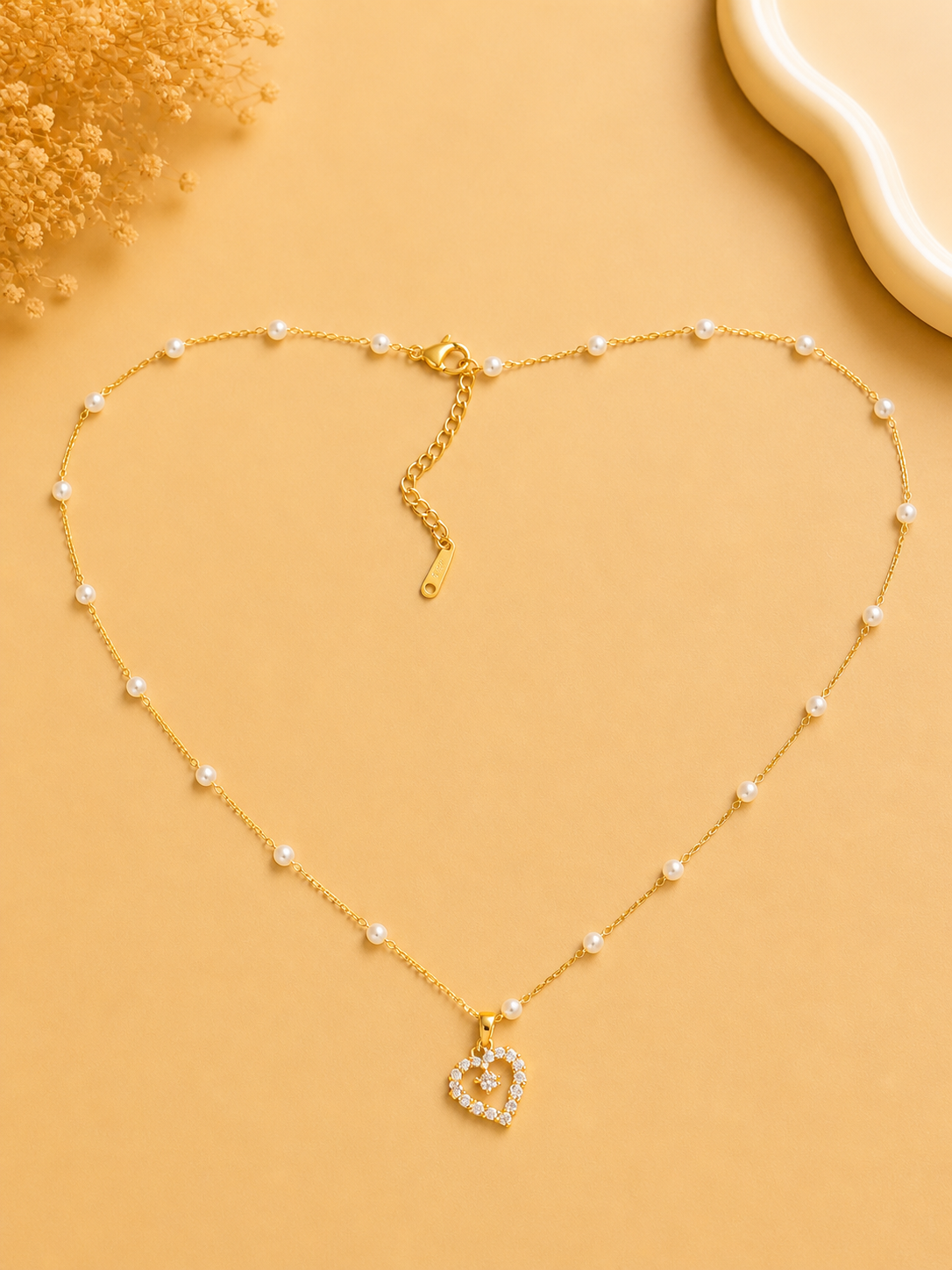 Pearl Heart Charm Necklace (M16)