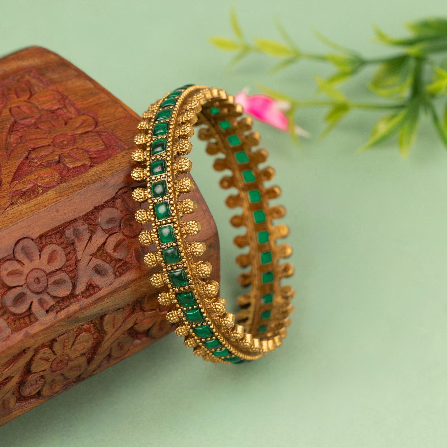 Antique Bangle B80